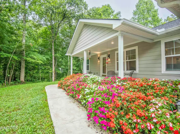 359 Youngs Ford Rd, Jamestown, TN 38556