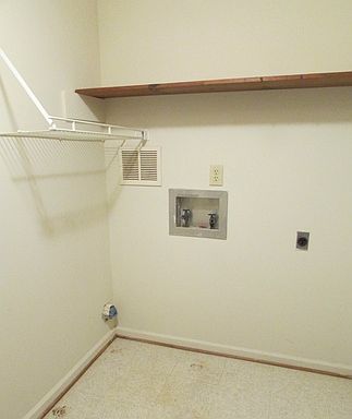 4th image of 3456 Jondon Ln APT D