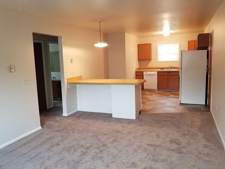 3317 Driftwood Ln — Photo 3
