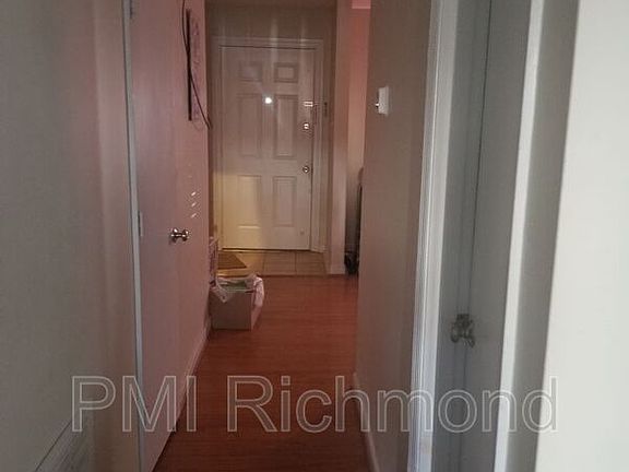 3rd image of 2119 Lauderdale Dr