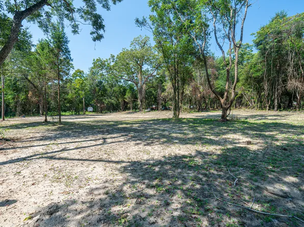 2nd Ave, Laurel Hill, FL 32567