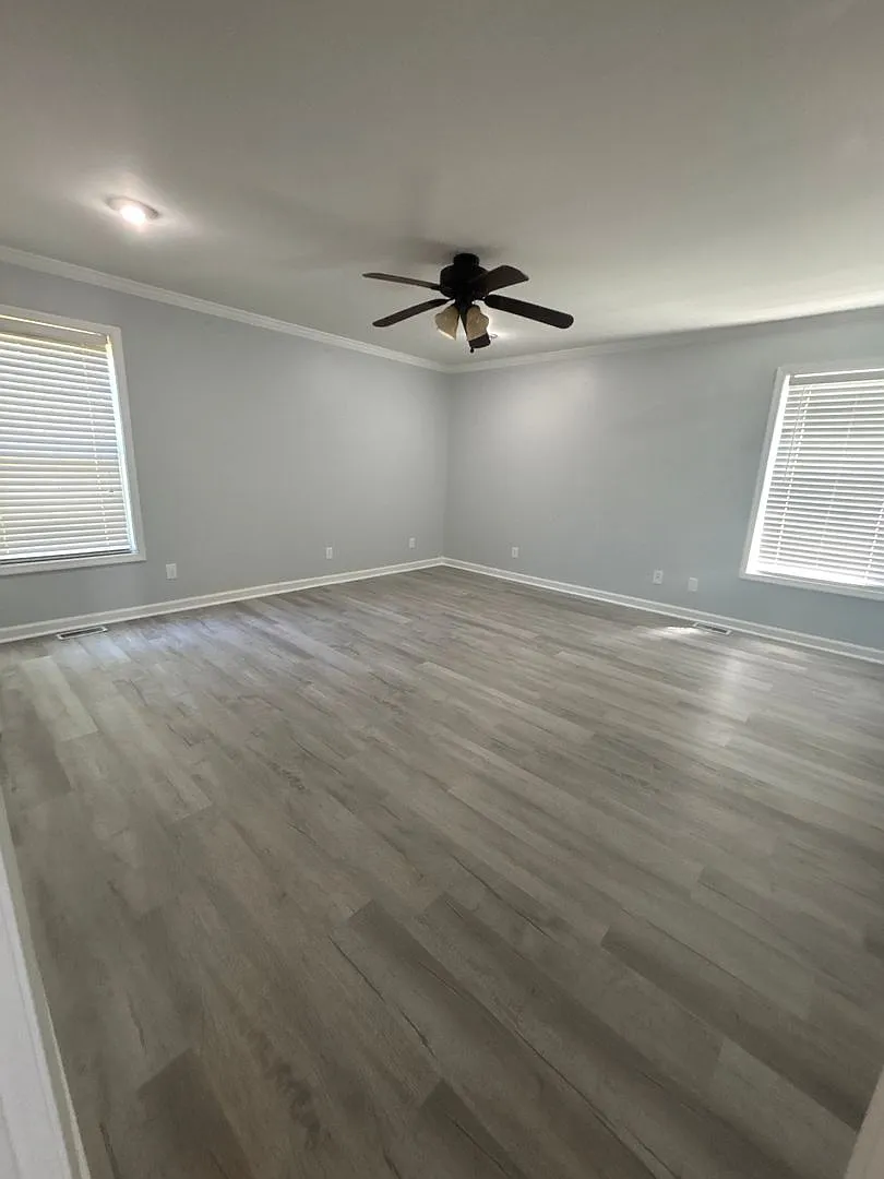 Beautiful 3-Bedroom Home in Lyman Available Now! — Photo 1