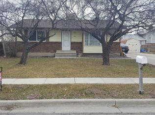 6141 S Woodsborough Way, Salt Lake City, UT 84118