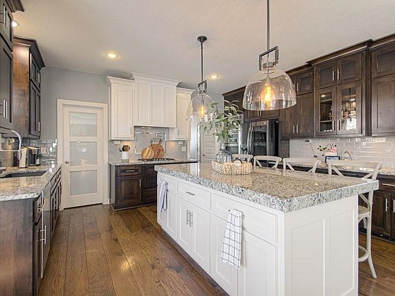 4th image of 12685 N Arbor Way
