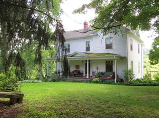 5350 Witten Valley Rd, Tazewell, VA 24651