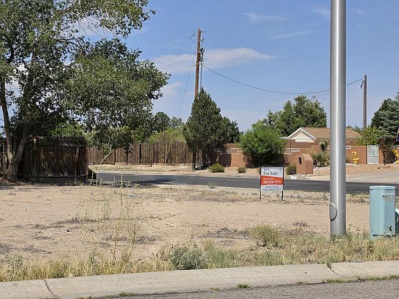 5th image of 5001 Monica Ln NW