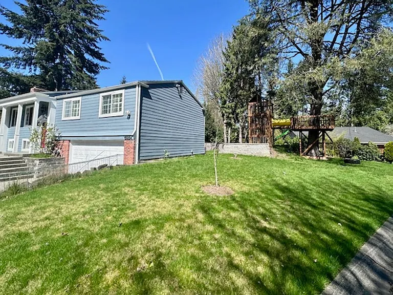 15054 SE Fairwood Blvd — Photo 28