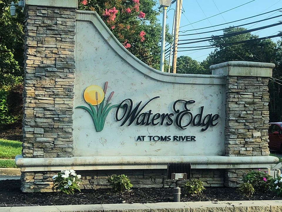 1st image of 1812 Waters Edge Dr #1812