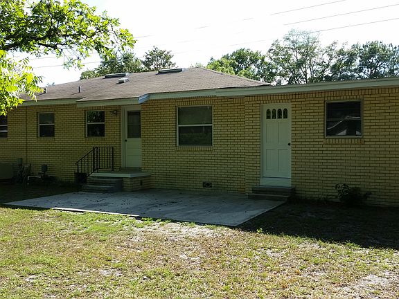 3rd image of 4425 Jammes Rd