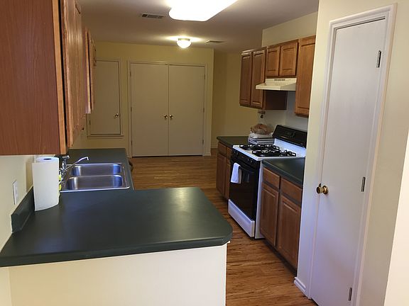Passthrough kitchen