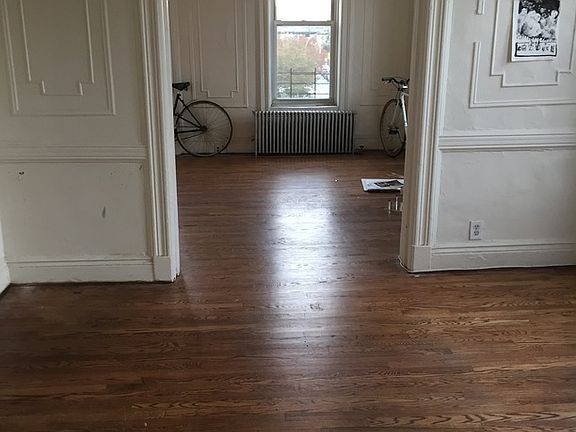 5th image of 58 Moffat St #11Z