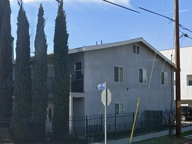 7255 Kester Ave — Photo 1
