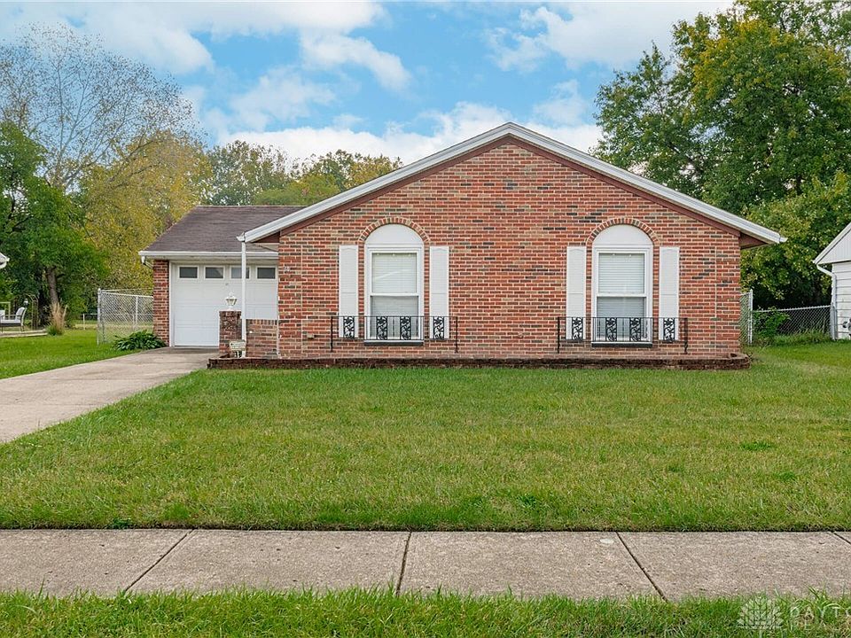 1st image of 34 Patti Dr