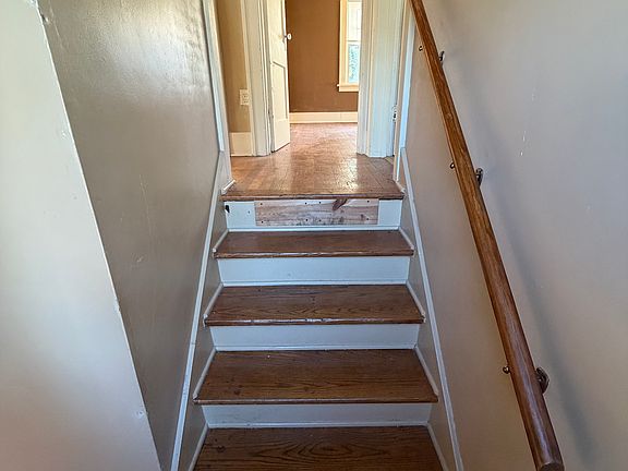5th image of 505 Altgeld St
