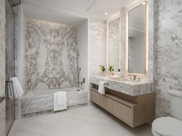 138 East 50th Street image 7 of 23