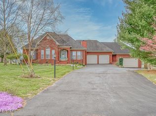 192 Landmark Cir, Sparta, TN 38583