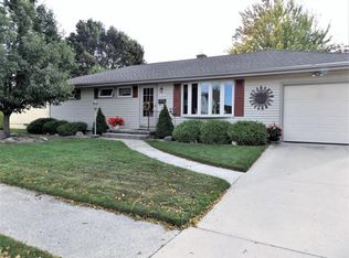 1505 Reed Ave, Manitowoc, WI 54220