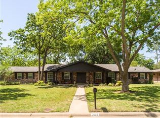 2121 W Mimosa Ln, Stephenville, TX 76401