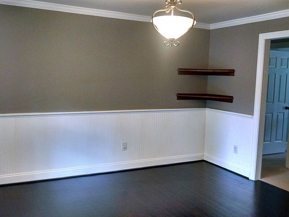 2nd image of 210 Brownville Ave