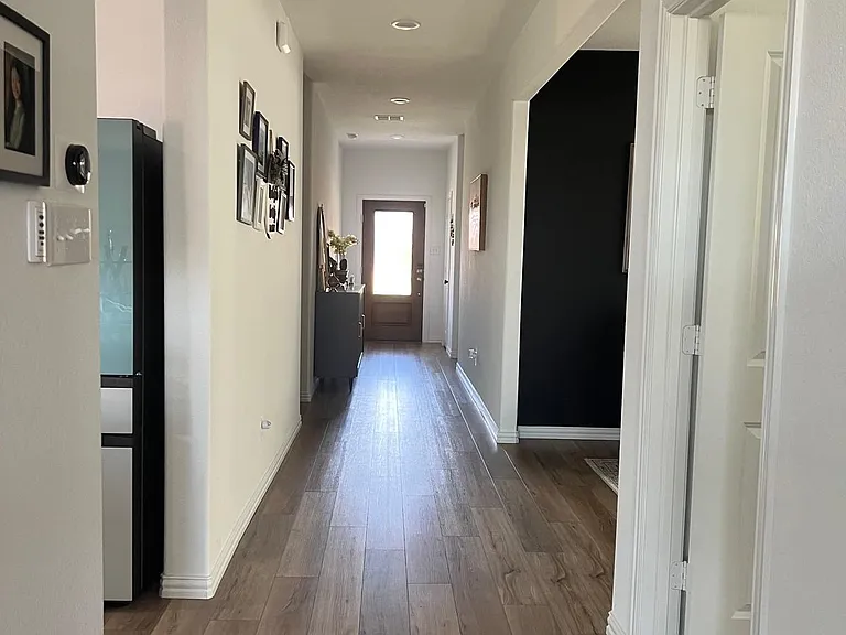 3413 Marino Dr — Photo 3