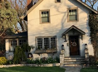 2221 Jenks St, Evanston, IL 60201