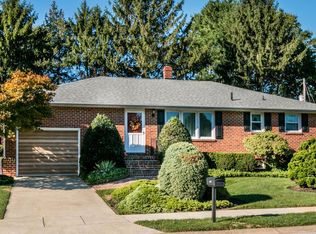 1814 Walter Dr, Wilmington, DE 19810