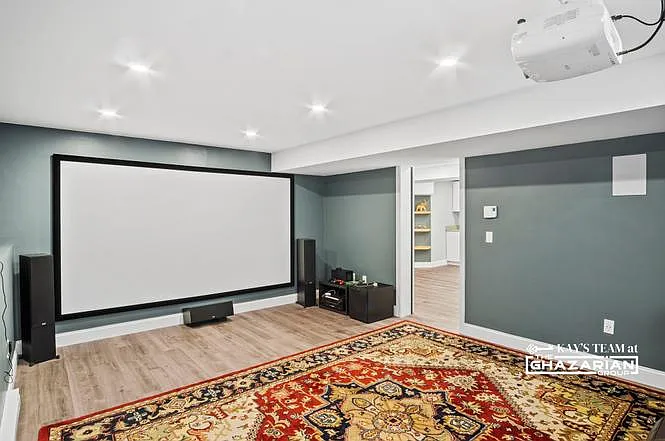 250 Willow St — Photo 32