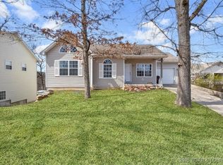1629 Cherokee Rd, Lake Ozark, MO 65049