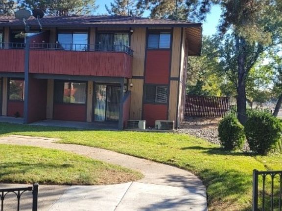 2nd image of 3100 Bristle Branch Dr #3100