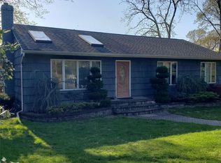 16 Whittier Dr #A, Kings Park, NY 11754