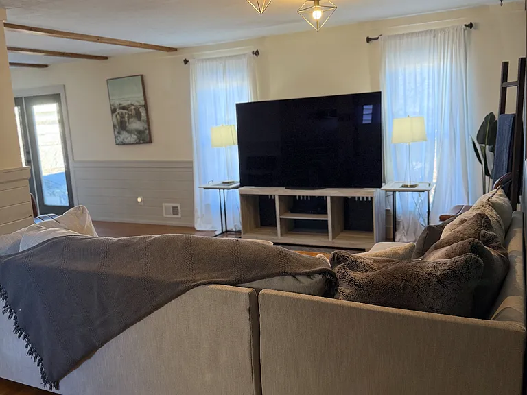 1013 Clerkenwell Rd — Photo 13