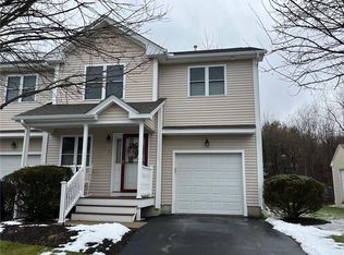 3 Silver Cup Cir, West Warwick, RI 02893