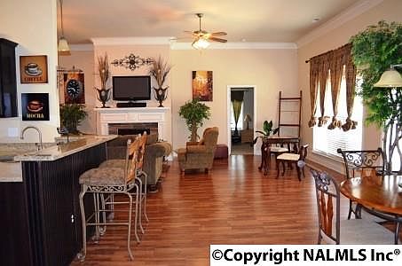 5th image of 636 Summer Cove Cir NW