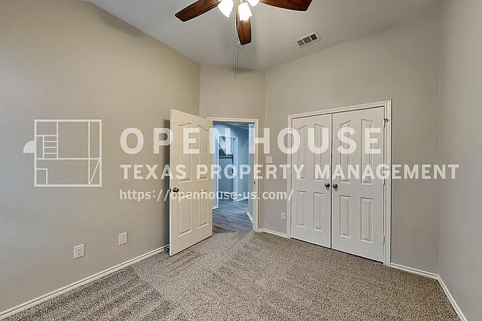 8705 Sunset Trace Dr — Photo 12
