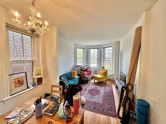 2nd image of 326 N Carolina Ave SE APT 3