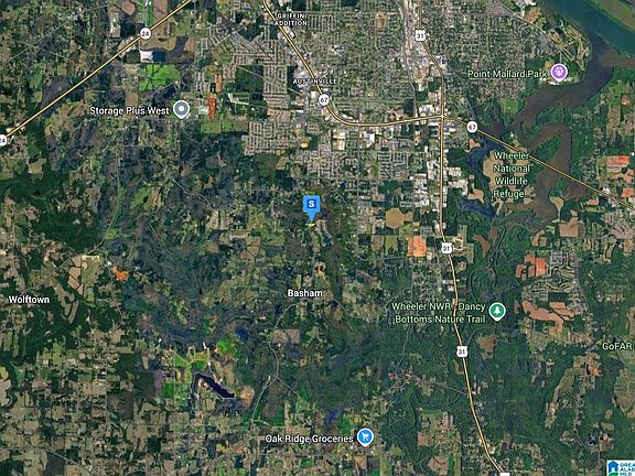 4th image of 1670 Lake Cove Dr