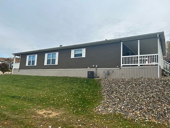 Exterior Image-3-skyline 320 Fohl Village