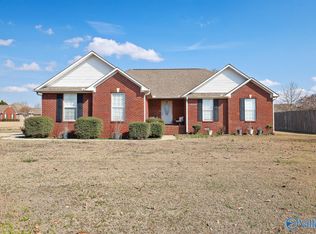 26101 Camden Ct, Athens, AL 35613