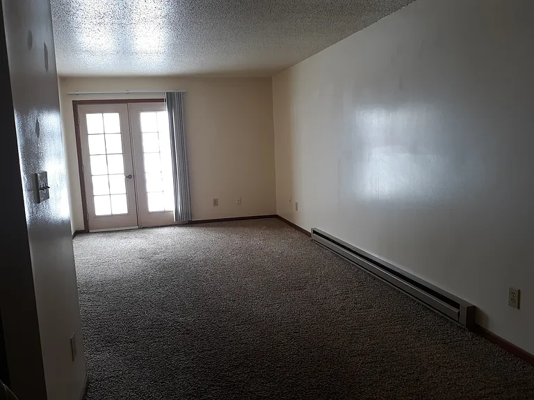 Redkey Apartments — Photo 16