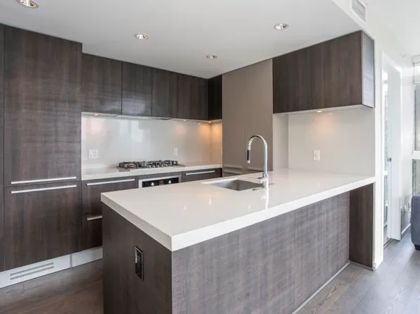 1351 Continental St #1805, Vancouver, BC V6Z 0C6