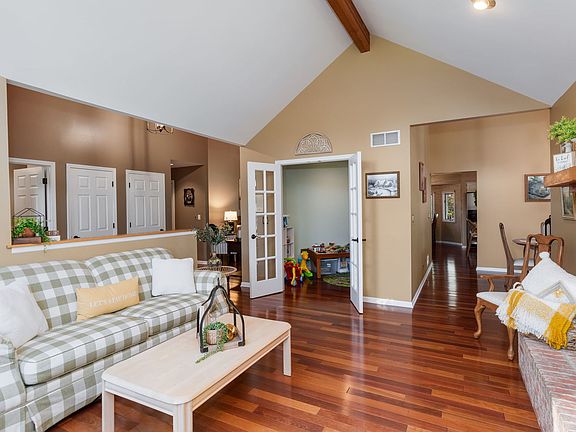 3rd image of 6112 Misty Pine Ct