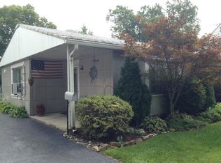 618 Brookside Dr, Columbus, OH 43209