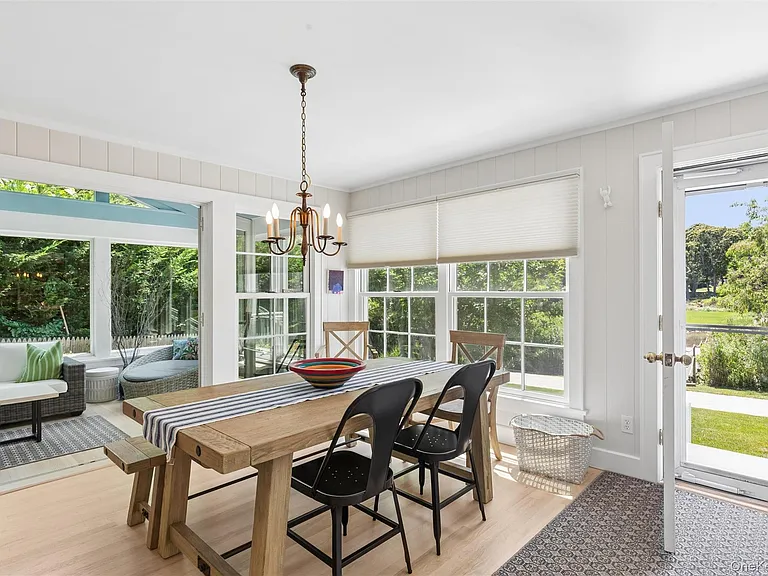 570 Hippodrome Dr — Photo 6