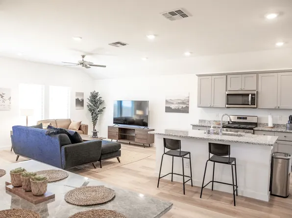 215 14th St, Wolfforth, TX