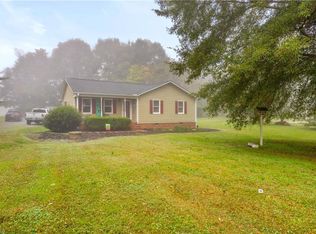1516 Daniels Farm Rd, Mebane, NC 27302