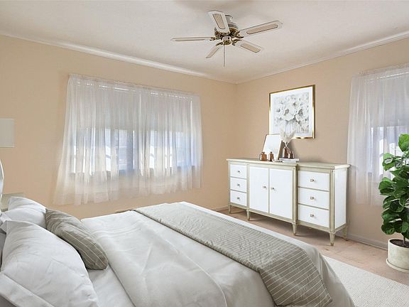 4th image of 1458 S 6th Ave