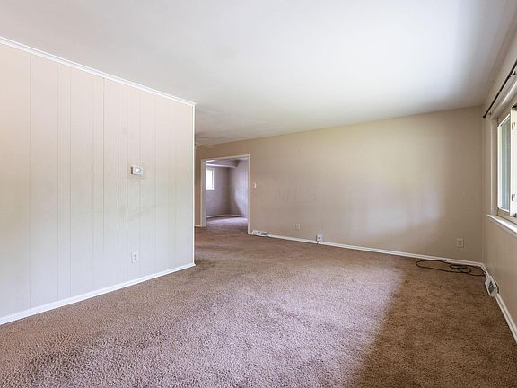 2nd image of 765 Stinchcomb Dr