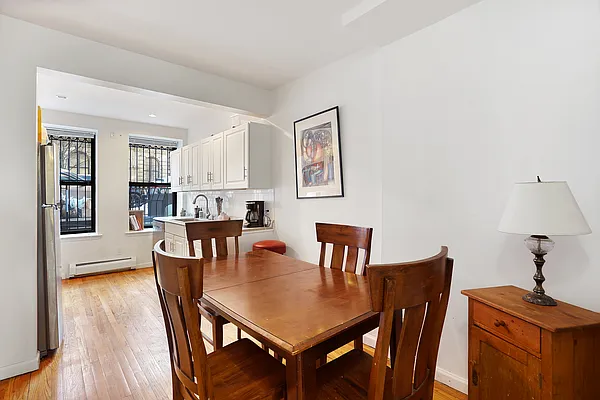 Rented by Oxford Property Group | media 4