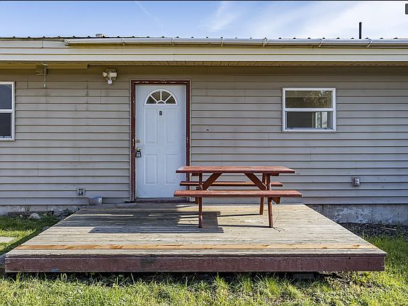 3rd image of 3003 N Standard St