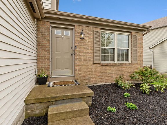 5th image of 7529 Hazeltine Ct
